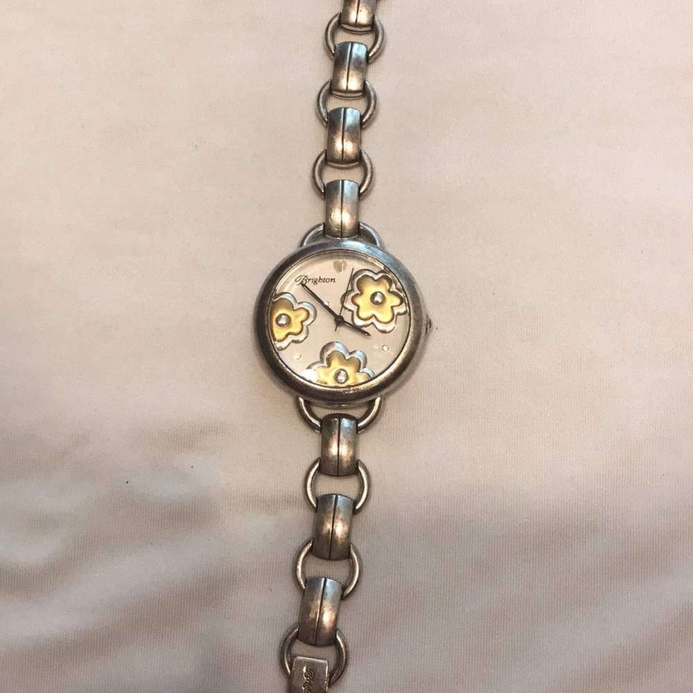 Watch - Picture 2 of 3